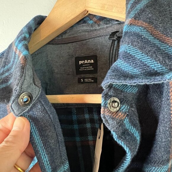 prAna Womens Golden Canyon Flannel SMALL in Stormy Night Organic Cotton - Picture 3 of 8